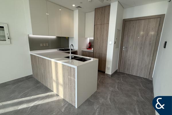 2 Bedroom | Unfurnished | High Floor